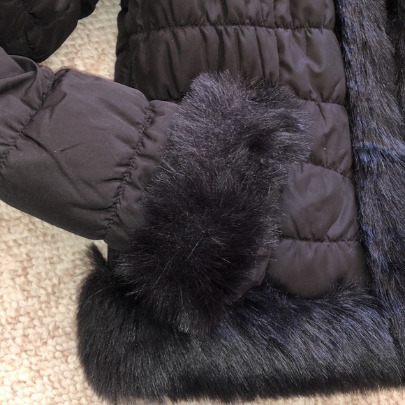 Sugarfly faux fur puffy jacket size S zip pockets hook closure warm & cozy - Picture 5 of 7
